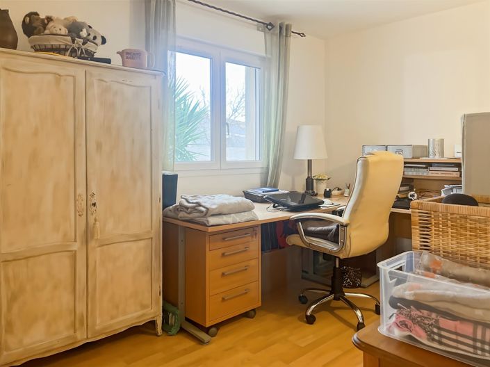 Image No.19-4 Bed House for sale