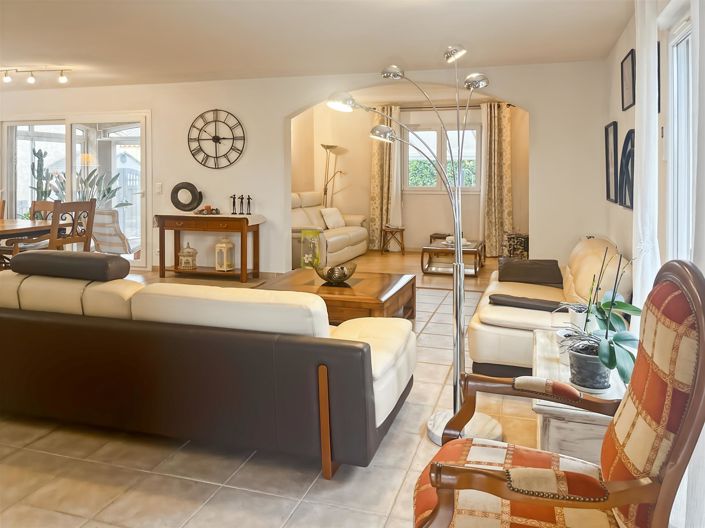 Image No.4-4 Bed House for sale