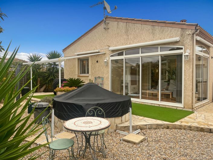 Image No.9-4 Bed House for sale