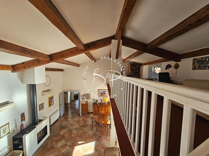 Image No.15-4 Bed House for sale