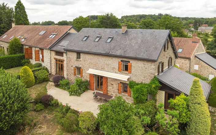 Image No.7-Propriété de 10 chambres à vendre à Saint-Martin-du-Puy
