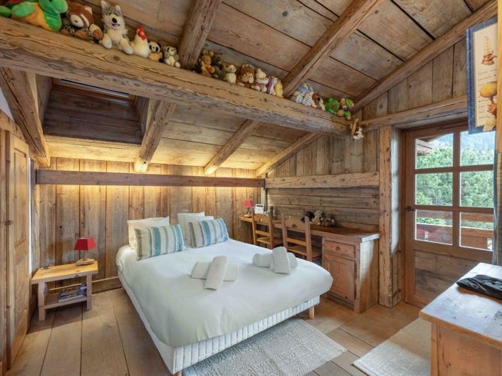 Image No.4-7 Bed House for sale