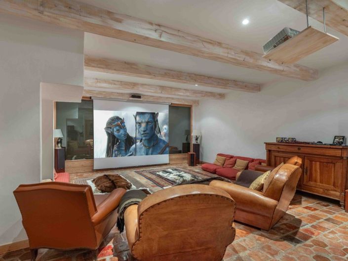 Image No.8-7 Bed House for sale