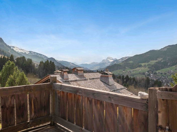 Image No.9-7 Bed House for sale