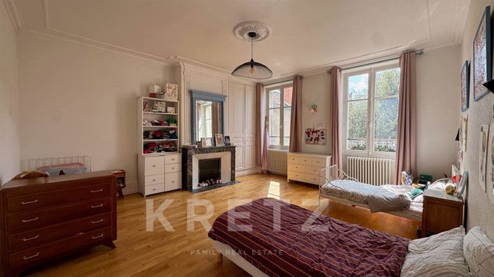 Image No.9-Maison de 7 chambres à vendre à Saint-Amand-Montrond