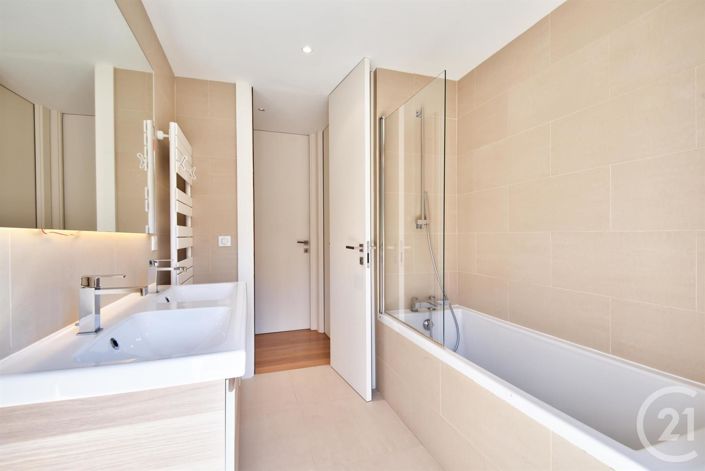 Image No.13-3 Bed Apartment for sale