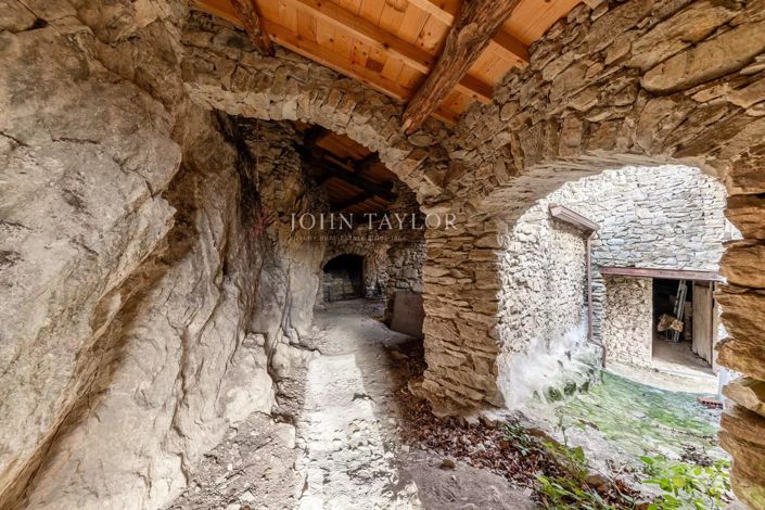 Image No.20-5 Bed House for sale