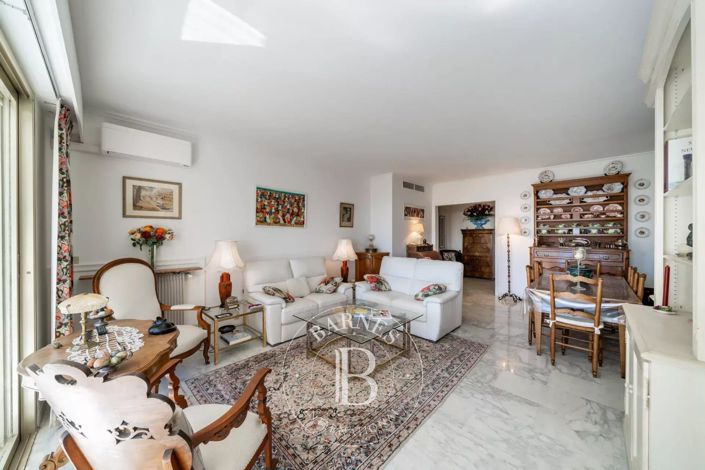 Image No.8-3 Bed Apartment for sale