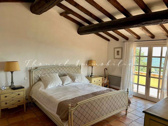 Image No.12-4 Bed House for sale