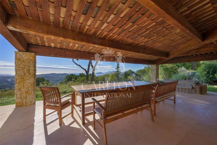 Image No.7-5 Bed House for sale