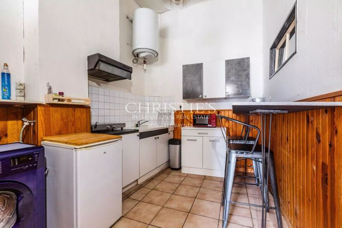 Image No.17-5 Bed House for sale