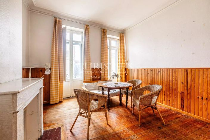 Image No.18-5 Bed House for sale