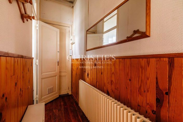 Image No.24-5 Bed House for sale