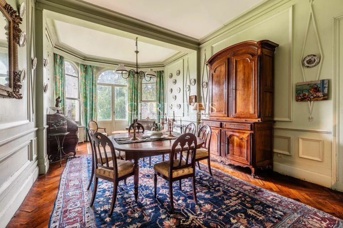 Image No.5-5 Bed House for sale