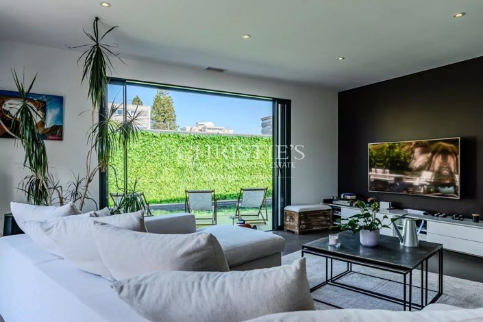 Image No.3-4 Bed House for sale