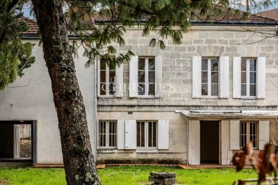 1 - Le Bouscat, House