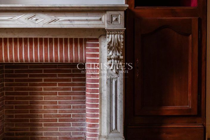 Image No.12-5 Bed House for sale