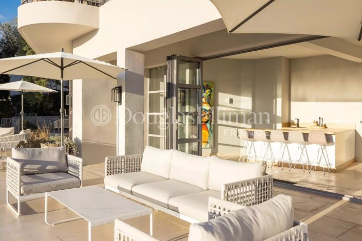 Image No.4-5 Bed House for sale