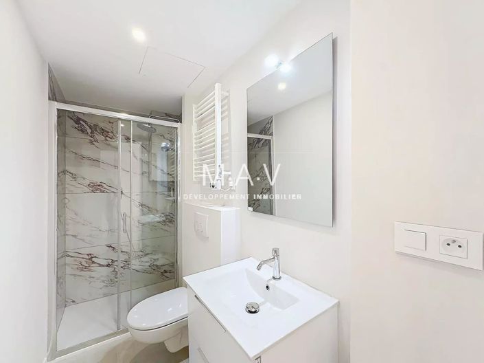 Image No.15-5 Bed House for sale