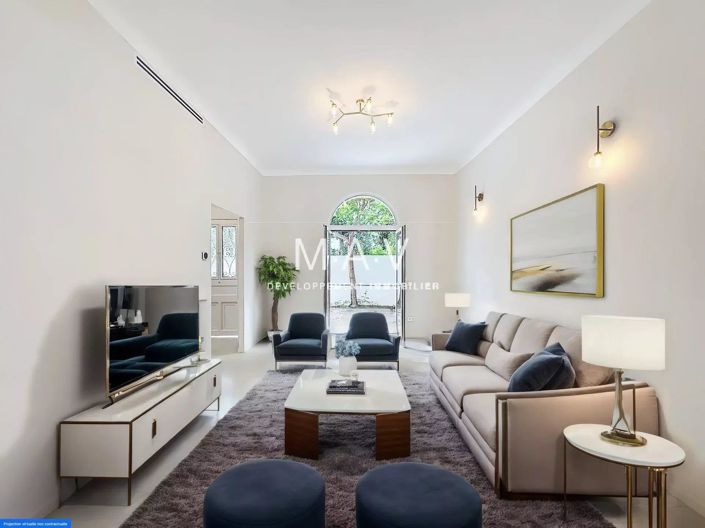 Image No.3-5 Bed House for sale