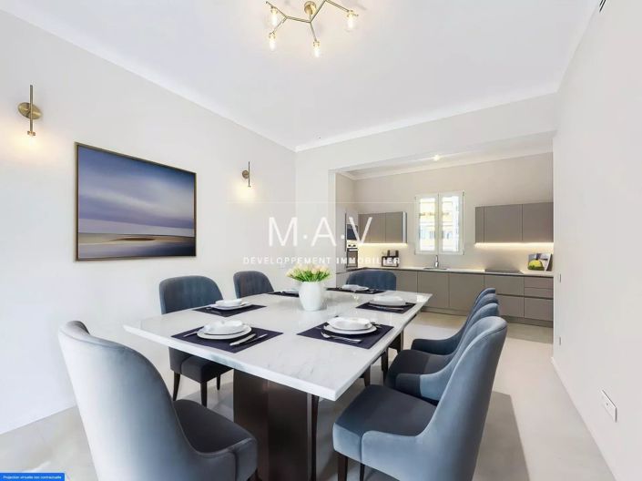 Image No.4-5 Bed House for sale