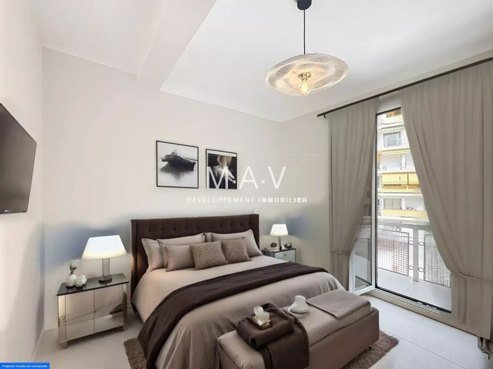 Image No.6-5 Bed House for sale