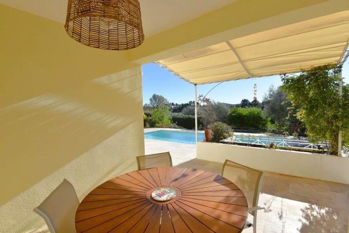 Image No.8-4 Bed House for sale