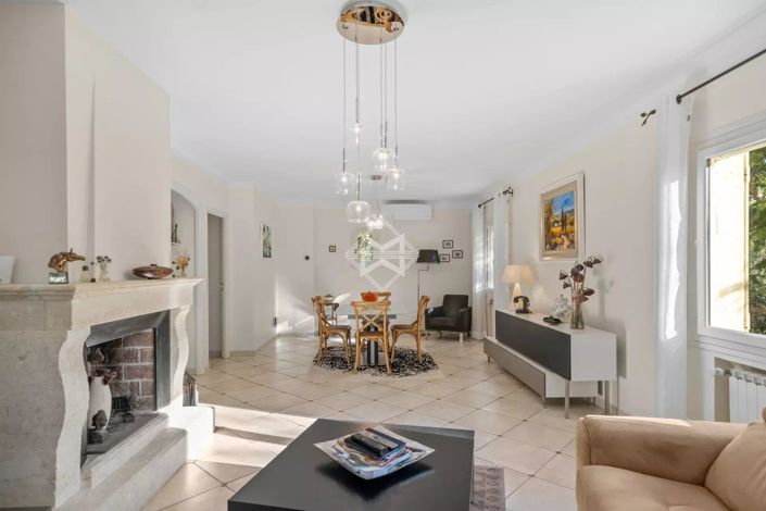 Image No.4-4 Bed House for sale