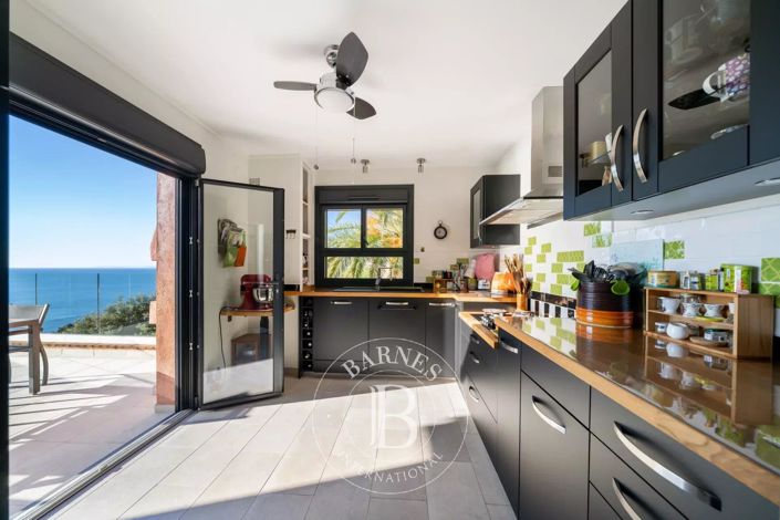 Image No.4-4 Bed House for sale