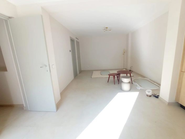 Image No.10-4 Bed House for sale