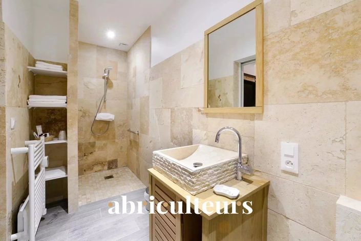 Image No.19-Maison de 14 chambres à vendre à Essonne