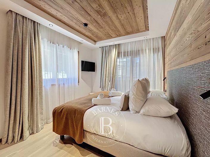 Image No.13-5 Bed Apartment for sale