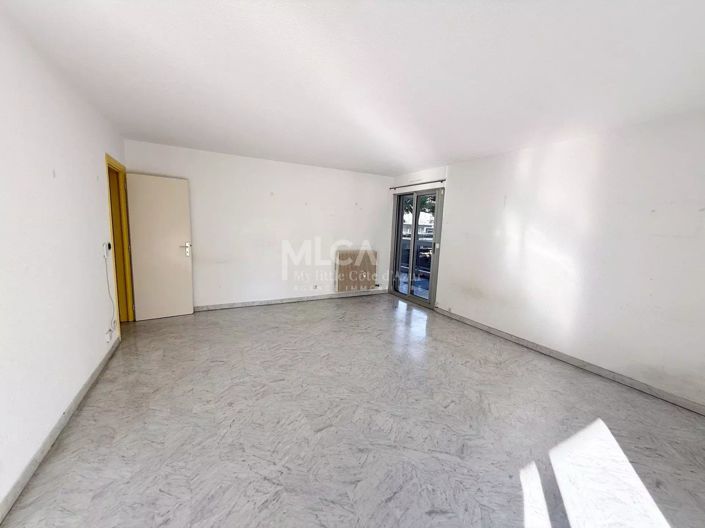 Image No.5-Apartment for sale