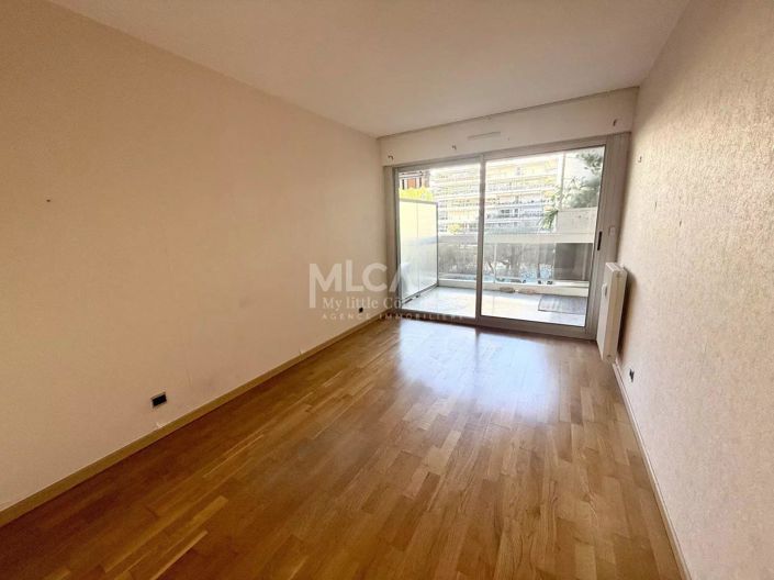 Image No.7-Apartment for sale