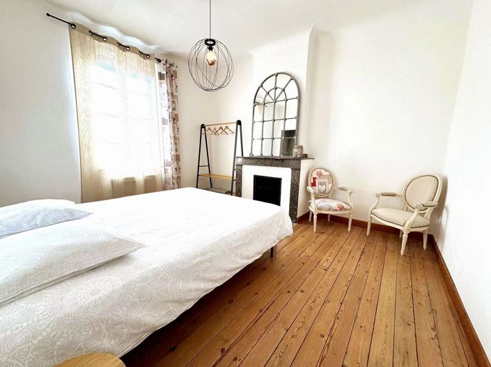 Image No.11-4 Bed House for sale