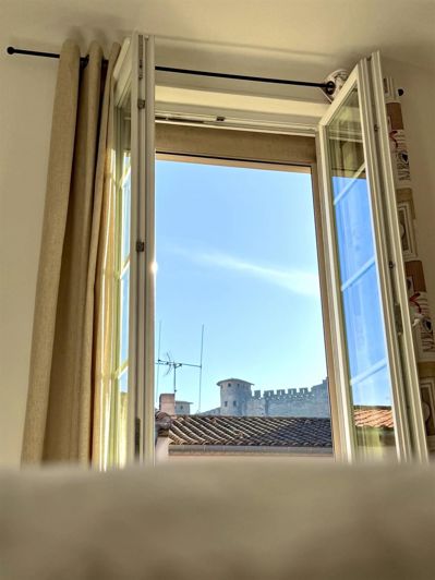 Image No.12-4 Bed House for sale