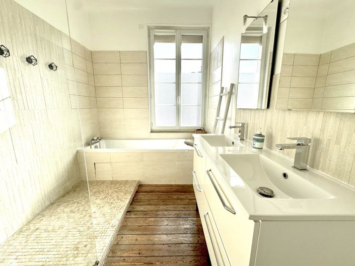 Image No.14-4 Bed House for sale