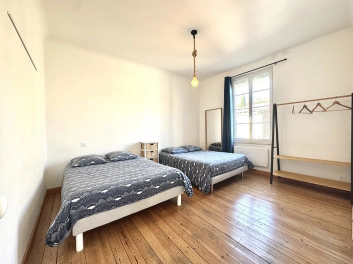 Image No.9-4 Bed House for sale