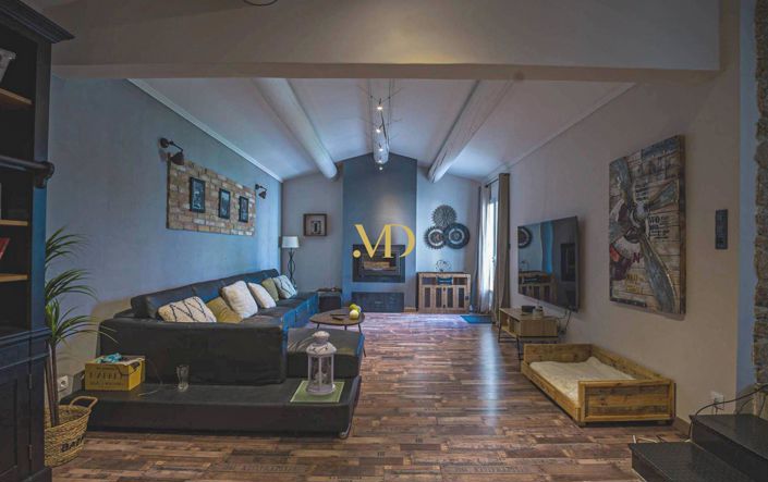 Image No.8-4 Bed House for sale