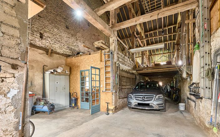 Image No.14-4 Bed House for sale