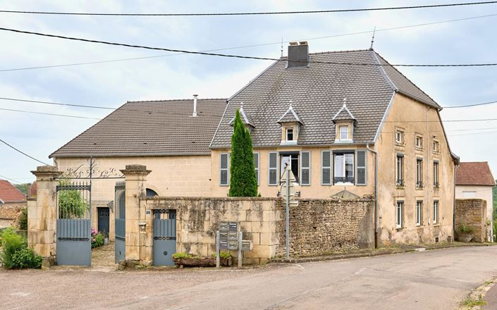 Image No.18-4 Bed House for sale