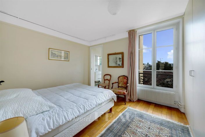 Image No.7-Appartement de 2 chambres à vendre à Versailles