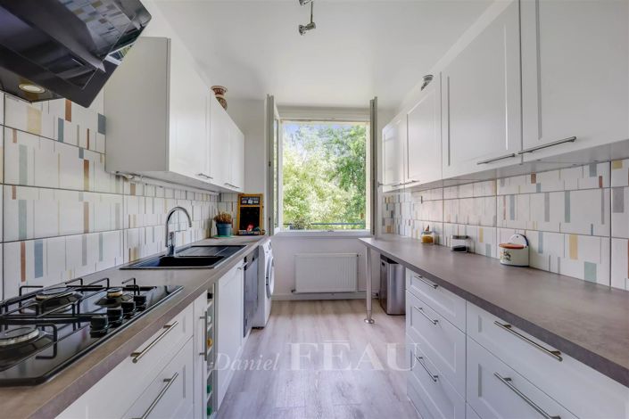 Image No.4-Appartement de 3 chambres à vendre à Versailles