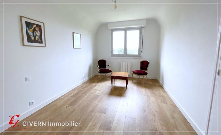 Image No.13-7 Bed House for sale