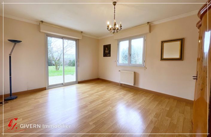 Image No.6-7 Bed House for sale