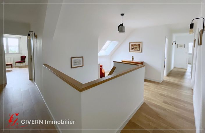 Image No.9-7 Bed House for sale