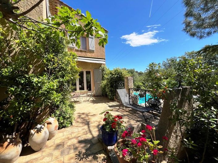 Image No.9-Maison de 4 chambres à vendre à La Garde-Freinet