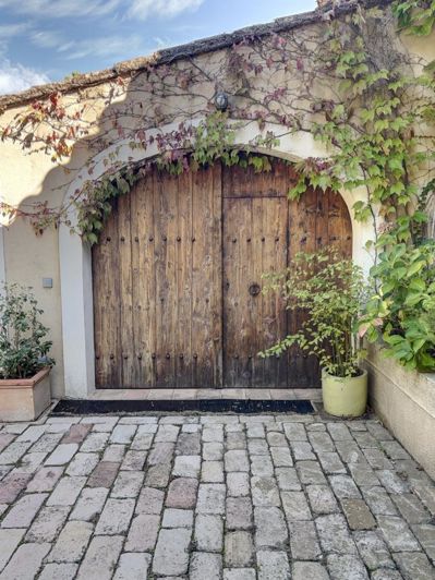 Image No.17-3 Bed House for sale