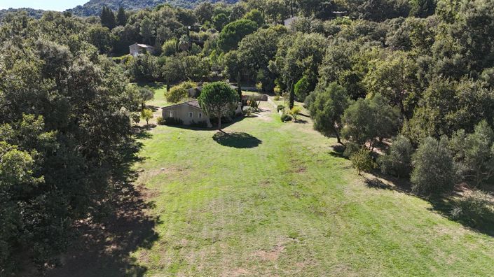 Image No.21-3 Bed House for sale