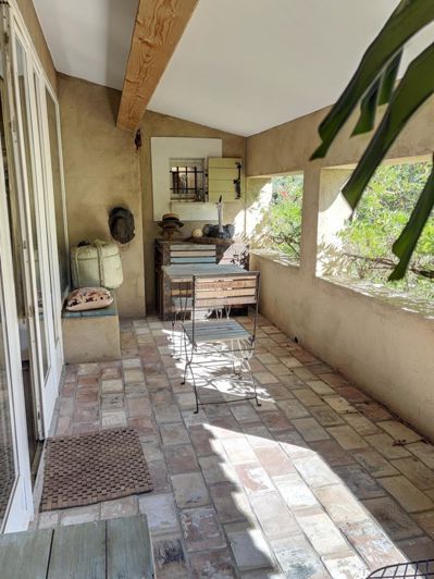 Image No.8-3 Bed House for sale